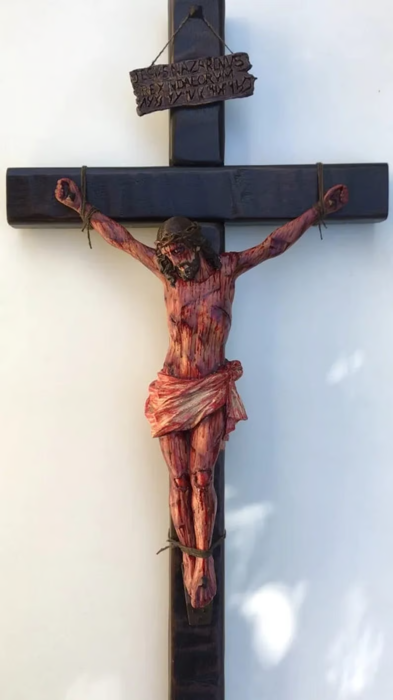 ✝️Handmade - Realistic Crucifix Christ