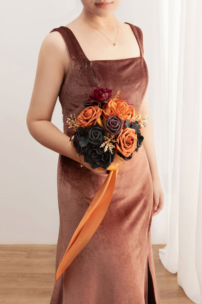 🎀Round Bridesmaid Bouquets in Black & Pumpkin Orange